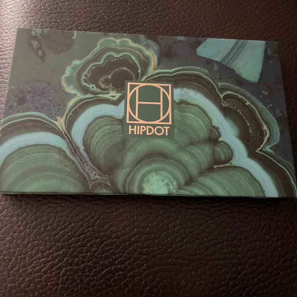 NEW Hipdot pressed eyeshadow palette - cenote